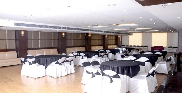 Tulip Inn Zirakpur מראה חיצוני תמונה