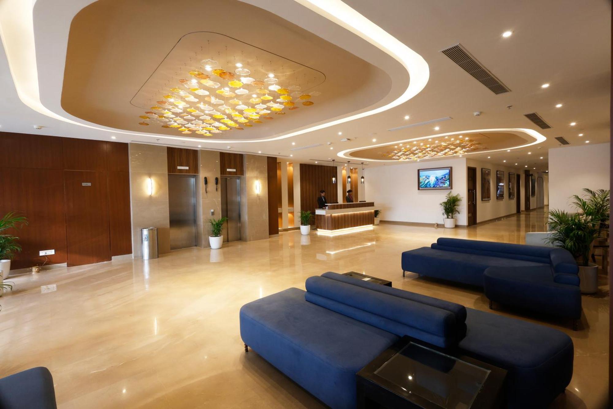 Tulip Inn Zirakpur מראה חיצוני תמונה