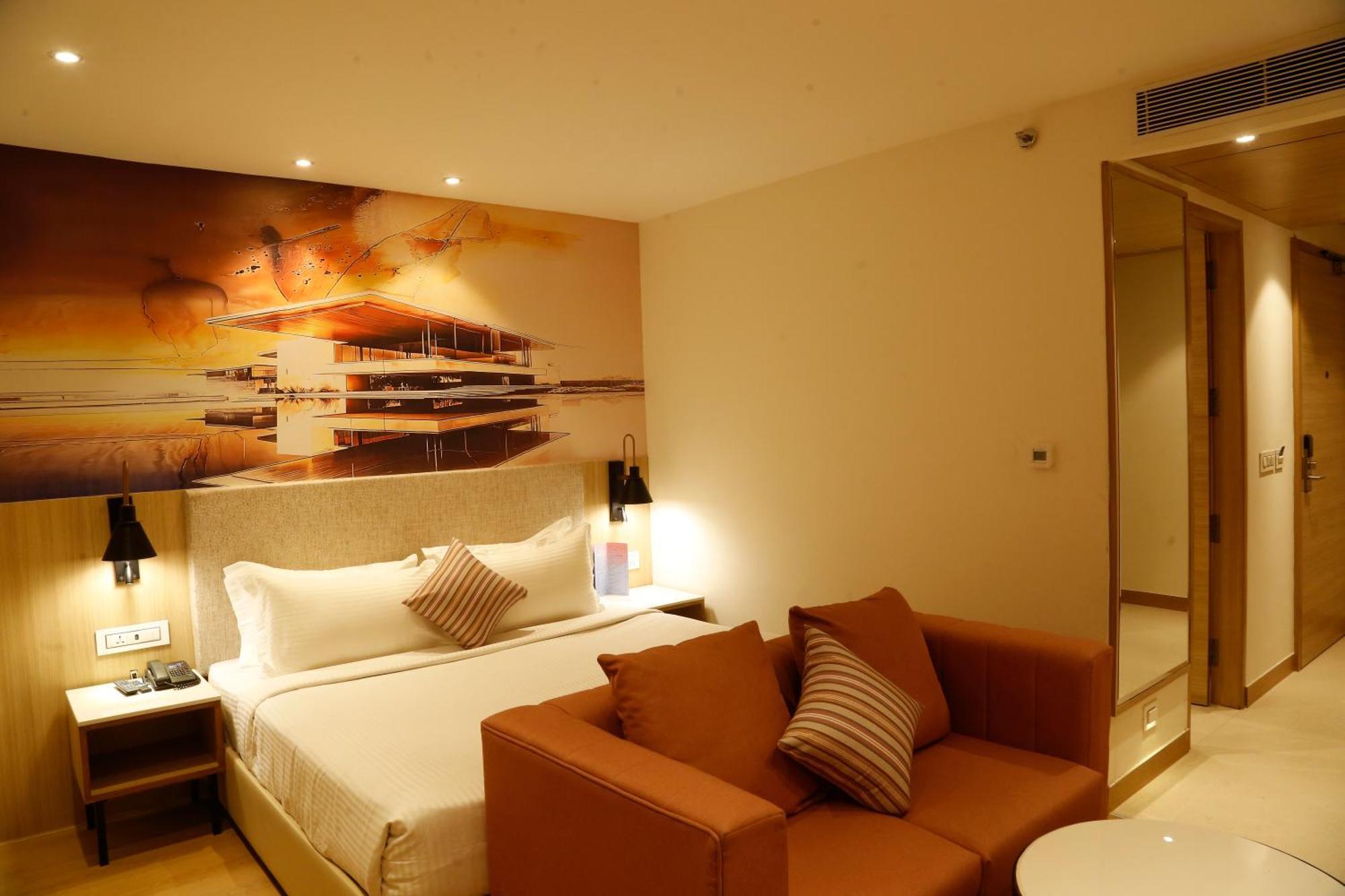 Tulip Inn Zirakpur מראה חיצוני תמונה