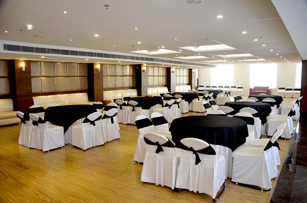 Tulip Inn Zirakpur מראה חיצוני תמונה